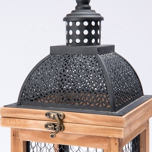 Lanterne Design exclusif avec murs perforés et lanterne décorative intérieure supérieure en bois de taille personnalisée - Product Image 5