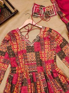 ชุดแต่งงานคุณภาพระดับพรีเมียมการออกแบบล่าสุดชุดสุภาพสตรี Alok จากผู้ผลิตชาวอินเดีย - Product Image 6