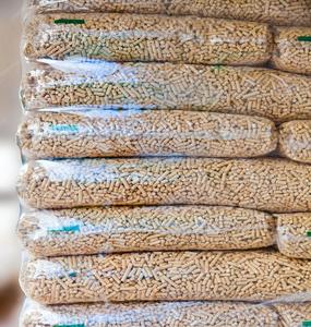 เม็ดไม้สำหรับทำความร้อน รูปทรงแท่ง เส้นผ่านศูนย์กลาง 6-8 มม. ได้รับการรับรองมาตรฐาน ENplus A1 ความชื้นต่ำ - Product Image 5