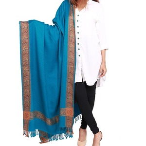 Châle en cachemire et laine de style vintage pour femmes, de haute qualité, personnalisé, différentes tailles, pour l'automne, pour les musulmans - Product Image 4