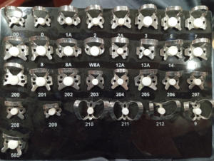 Premium Vente Chaude 31pcs En Acier Inoxydable Manuel Dentaire Chirurgical Outils Ensemble Réutilisable En Caoutchouc Barrage Pinces Instruments Ensemble CE - Product Image 6