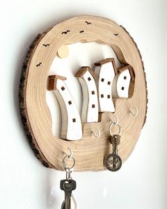 Colgante de pared artístico de madera con detalles cortados a mano que reflejan el arte experto y la expresión creativa en madera - Product Image 2