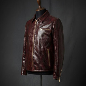 Chaqueta de Cuero Vacuno Repujado de Primera Calidad, Logotipo Frontal, Construcción Duradera, Textura Refinada, Chaqueta de Invierno Ligera y Ecológica para Hombre - Product Image 5