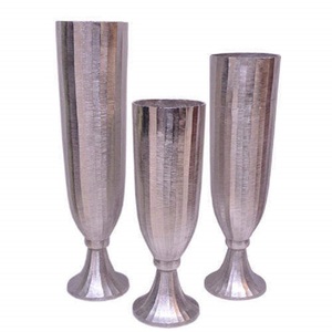 Tendance vente moderne Sculpture métal fleur Vase fer table en laiton décoration de mariage pour la maison hôtel salon - Product Image 5