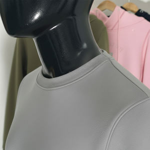 Sudadera Unisex de Cuello Redondo, Estilo Deportivo Vintage, Tejido de Poliéster y Algodón Ecológico - Product Image 4