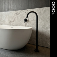 Système de douche mural apparent 3 fonctions avec pommeau de douche pluie, douchette à main ronde et bec de bain, mitigeur non thermostatique