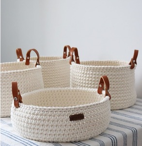 Panier de rangement en macramé de qualité supérieure avec poignées pour un transport facile et une solution de rangement élégante pour toutes les pièces - Product Image 1