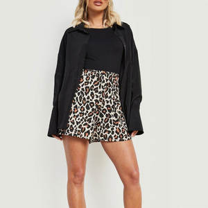 2024 femmes sur mesure de haute qualité Shorts décontractés taille haute taille élastique Logo chaud décoration excellente technique lavée pour - Product Image 3