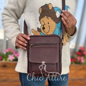 Hot Selling 2025 Personalized Stylish Full Grain Leather Sling Bags Handmade Genuine Crunch Leather Crossbody Bags <b>for</b> Unisex - Product Image 1
