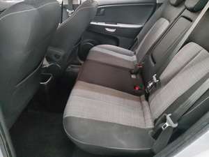 KIA VENGA 2011 d'occasion LHD/RHD - Product Image 2