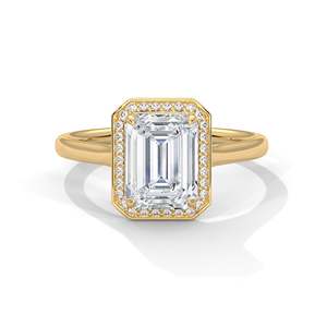 Bague de fiançailles avec halo de diamants de laboratoire taille émeraude, 2 carats, clarté VVS, or massif rose, jaune ou blanc, style vintage - Product Image 2