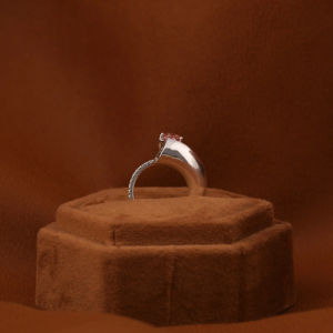 Bague Solitaire Designer en Or Blanc 14kt Original Leb Diamant Rond Brillant et Poire VVS Clarté Bijoux Élégants - Product Image 6