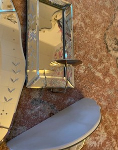 Juego de pared de cristal veneciano. 2 estantes, espejo y candelabro de velas - Product Image 3