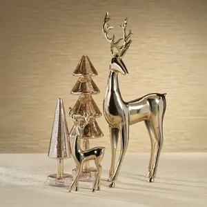 Exclusiva Figura Religiosa de Animal en Aluminio Chapado en Oro, Hecha a Mano, de Lujo, Calidad Premium, Decoración Moderna y Pulida - Product Image 2