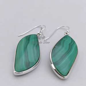 Boucles d'oreilles en malachite, feuille en argent sterling, bijoux artisanaux en pierres précieuses naturelles - Product Image 3