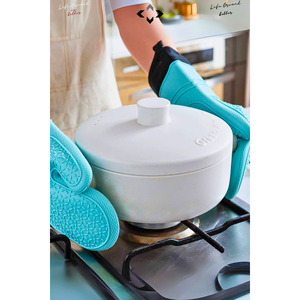 <b>Silicone</b> Oven Mitt-100% Heat Resistant Non-Stick Kitchen Glove 1 Pack - Product Image 3