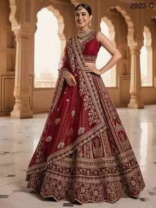 Mariée Lehenga Choli avec double dupatta motif fantaisie dentelle travail détails fil broderie Chapat Zari travail - Product Image 6
