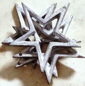 Los últimos productos de decoración navideña como copos de nieve en aluminio en bruto colgantes utilizados como adornos en el árbol de Navidad y la decoración del hogar - Product Image 5