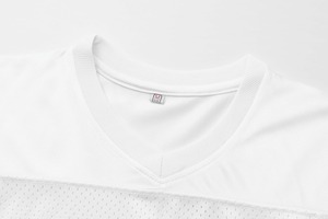 เสื้อซ้อมอเมริกันฟุตบอลขายส่ง ผ้าตาข่ายโพลีเอสเตอร์ แขนสั้น ระบายอากาศ ซับเหงื่อ ชุดทีม OEM MOQ ต่ำ หลายสี - Product Image 3