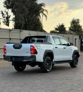 Toyota Hilux Revo 2024 Usada en Perfectas Condiciones y en un Estado Impecable - Product Image 2