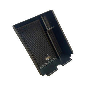 Pour Kia Sportage NQ5 2022 2023 Boîte de rangement de <span class=keywords><strong>la</strong></span> console <span class=keywords><strong>centrale</strong></span> automatique Boîte de rangement d'accoudoir de voiture Organisateur de plaque Accessoires intérieurs - Product Image 1
