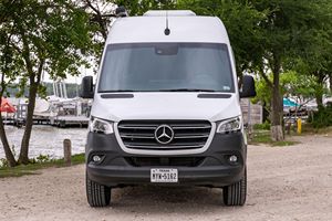 Meilleure offre Sprinter 2500 2019 |   Fourgon fiable pour le transport de marchandises et de passagers |   Véhicule prêt à l'exportation - Product Image 2