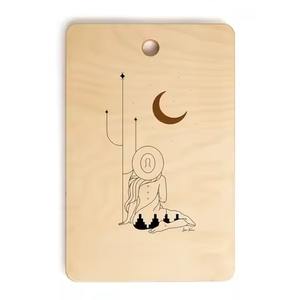 Elegante tabla de cortar de madera con estampado estético de serpiente elaborada para cocinas modernas con un atractivo único de diseño moderno y audaz - Product Image 4