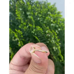 แหวนมอร์แกไนต์ธรรมชาติชุบทอง 14k ดีไซน์วินเทจ ประดับอย่างมีสไตล์ เครื่องประดับหมั้นสุดอินเทรนด์ - Product Image 1