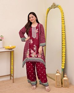 Modern Formal Floral Daily Wear Women's <b>Kurti</b> Vibrant Floral Print Button Placket Bell Sleeves Quick Dry Soft Maslin All Seasons - Product Image 5