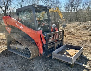 Minicargadora Kubota 2023 de, diseñada para ofrecer potencia, eficiencia y fiabilidad - Product Image 1