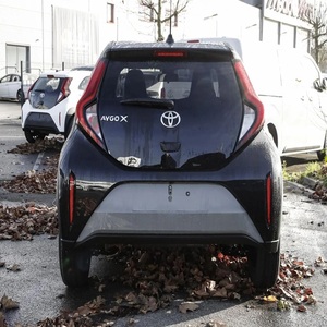 รถยนต์มือสองปี 2025 AYGO-X เกียร์ธรรมดา ขับเคลื่อน 2 ล้อ 72 แรงม้า เกียร์ SUV/ออฟโรด 998 ซีซี 5 สปีด พร้อมเซ็นเซอร์วัดแสง ระยะทางวิ่งน้อย - Product Image 1