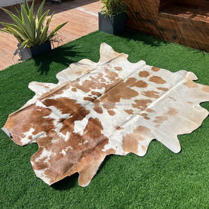 Alfombras de cuero de piel de vaca de nueva tendencia, alfombras de gran oferta para sala de estar, área grande, piel de vaca tradicional 100% hecha a mano - Product Image 2