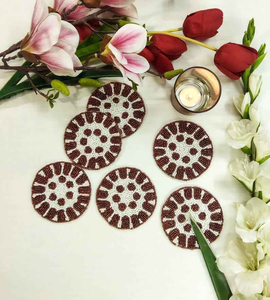 Juego de Posavasos de Té con Cuentas Hechos a Mano de Alta Calidad y Ecológicos, 6 Cuentas Blancas y Marrones, Logotipo Personalizado, Decoración Elegante para Mesa de Té/Café - Product Image 1