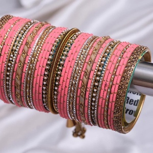 Brazaletes Kundan Hechos a Mano con Colores y Tamaños Personalizables |   Elegante Joyería para Novia y Uso Diario |   Regalos Perfectos para Ocasiones Especiales - Product Image 2