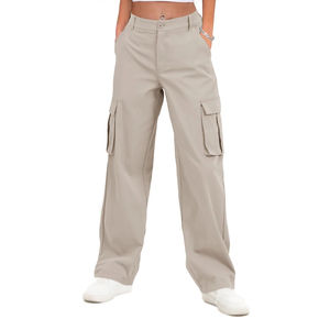 Pantalon cargo pour femmes avec poches latérales, créez votre propre pantalon cargo streetwear pour femmes à prix avantageux - Product Image 1