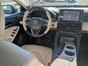 2019 Toyota Avalon Limited FWD Automático Engranaje Cuero Aluminio - Product Image 2