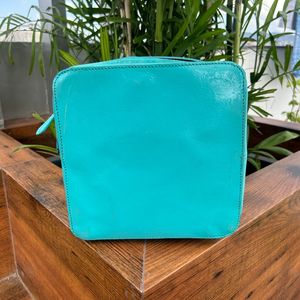 Elegante caja de almacenamiento de cosméticos de maquillaje, caja de maquillaje hecha a mano de cuero, caja organizadora de baño de tocador de gran oferta de nuevo diseño - Product Image 4