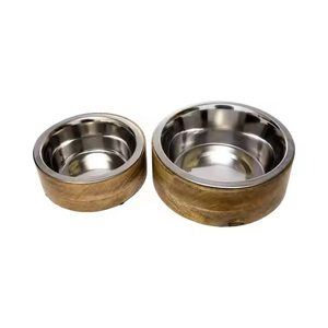 Mangeoire écologique pour animaux de compagnie de qualité supérieure Mangue Bol pour chien en bois par Crescent Crafts - Product Image 2