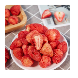 ไม่ว่าจะกินตรงจากถุงผสมลงในสมูทตี้หรือรวมเข้ากับขนมหวานสตรอเบอร์รี่แห้งของเรานำมารวมกัน - Product Image 1