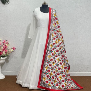 ชุดผ้าจอร์เจียแบบพิเศษ Navratri ดีไซน์ใหม่ชุดผ้าทอหนา9มม. ซีเนต - Product Image 1