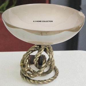 Bol en métal décoratif au design léopard de luxe Pièce maîtresse de table exquise Décoration intérieure gratuite et élégante, parfaite pour l'affichage - Product Image 3