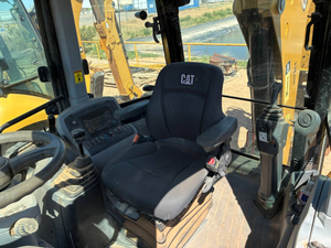 รถตักล้อยางมือสอง Caterpillar CAT 416E กำลัง 96 แรงม้า ขับเคลื่อน 4 ล้อ เครื่องยนต์ดีเซล รถตักล้อยางสำหรับงานก่อสร้าง ขาย - Product Image 6
