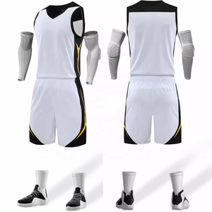 Personnalisez votre propre nom et numéro d'équipe Vêtements de sport réversibles Maillot de basket-ball Ensemble de shorts de basket-ball d'été en maille - Product Image 2