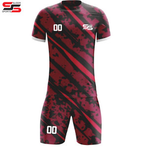 100% polyester ensemble complet uniforme de football dernière conception sublimée de vêtements de sport Sialkot Pakistan - Product Image 4