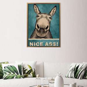 Œuvre d'art sur toile imprimée unique pour la décoration de la maison - Moderne, élégante, polyvalente, encadrée de dorure - Product Image 1