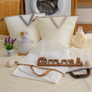 Caractéristiques antibactériennes du sac de lavage en tissu portable de qualité supérieure pour le stockage du linge - Product Image 1