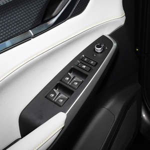 SUV Plus 2023, Gran Venta, Nueva Experiencia de Conducción Mejorada, Control de Crucero ACC, Floor Mates, Motor a Gasolina y Eléctrico - Product Image 4