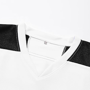 Maillot de hockey sur glace en polyester de haute qualité respirant léger Sports d'équipe porte un style décontracté pour les jeunes - Product Image 5