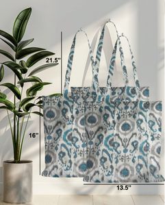 Sac fourre-tout en coton imprimé avec motif bleu style ikat, blanc crème, écologique, réutilisable, sac de courses quotidien léger - Product Image 1