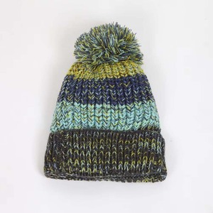 Bonnet en tricot dernier modèle tendance avec logo personnalisé imprimé sur tout le pourtour Vente en gros Bonnet à revers pour hommes - Product Image 3